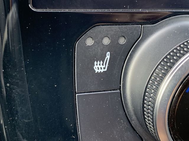 Used 2023 Toyota Highlander XLE image 28