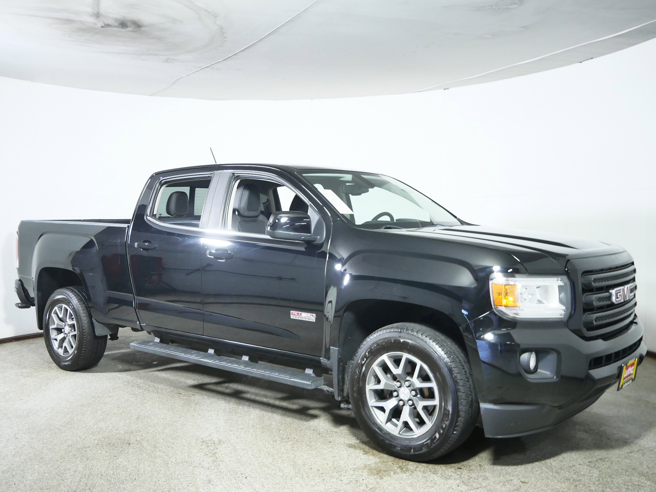 Used 2020 GMC Canyon All Terrain image 1