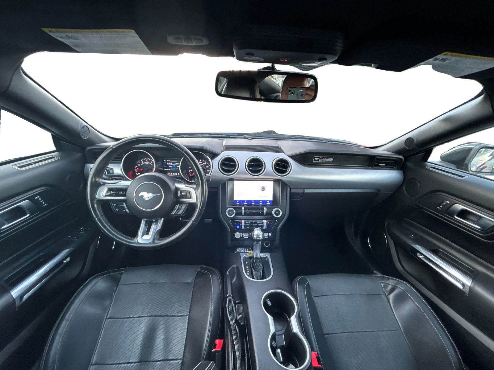Used 2020 Ford Mustang Premium RWD image 22