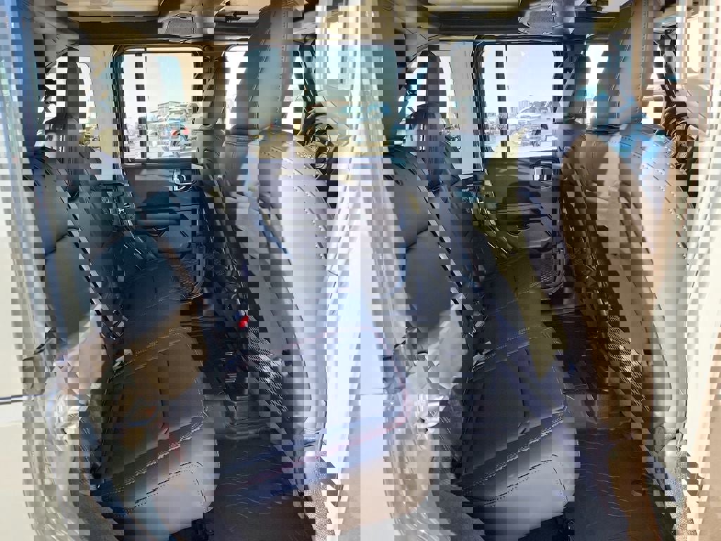 New 2026 Jeep Wrangler Unlimited Rubicon image 15