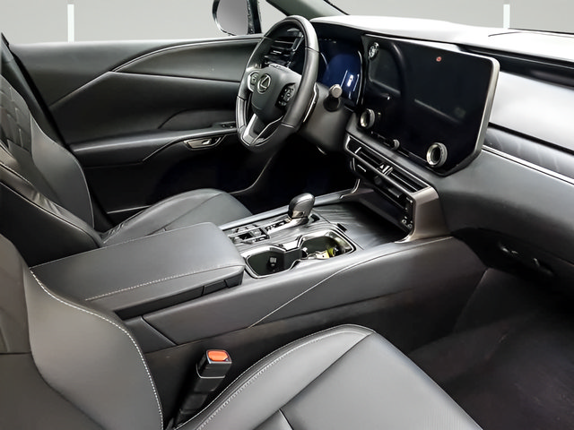 Used 2025 Lexus RX 350 Premium w/ Accessory Package AWD/4WD image 26
