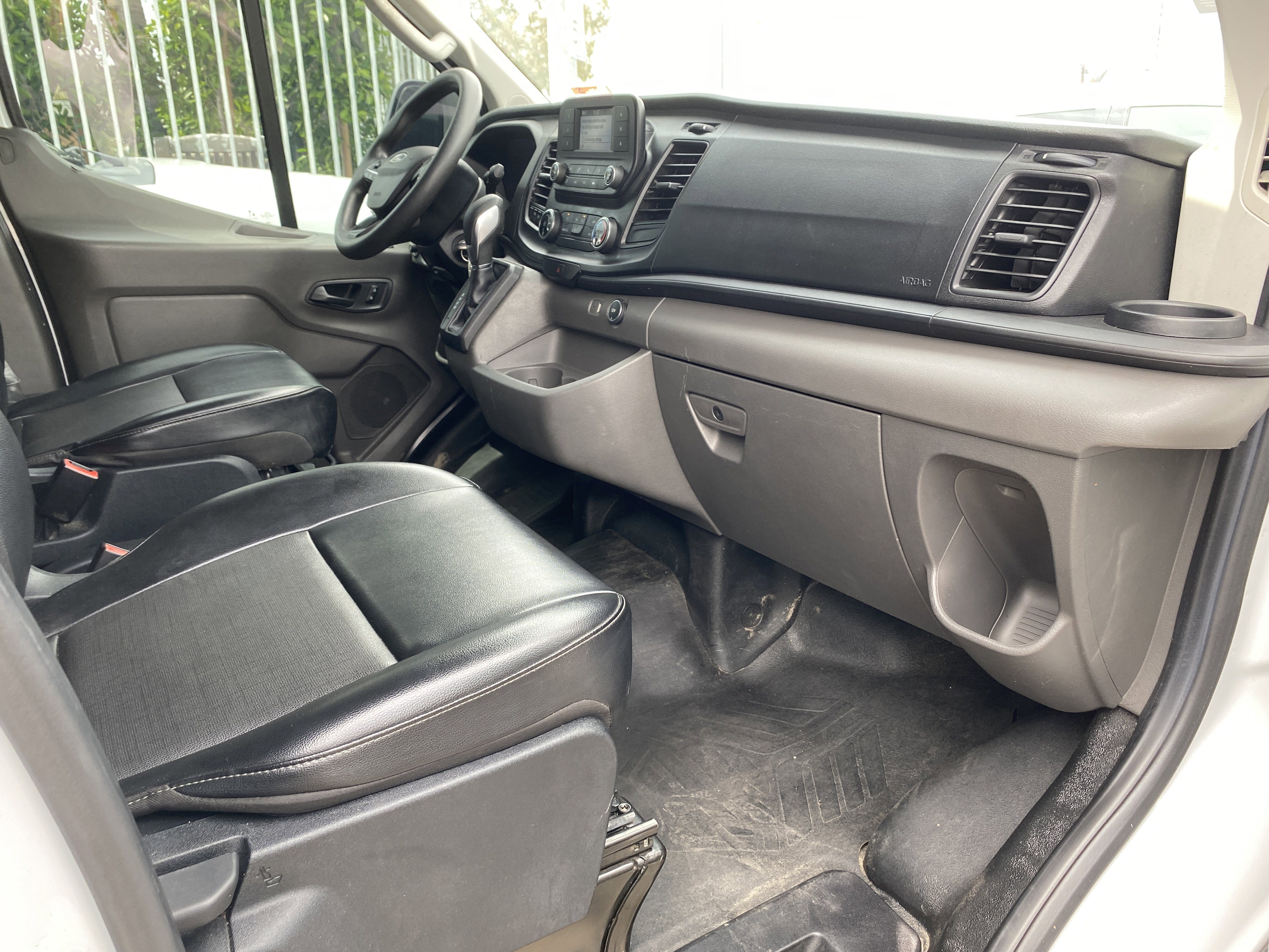 Used 2020 Ford Transit 150 XL RWD image 18