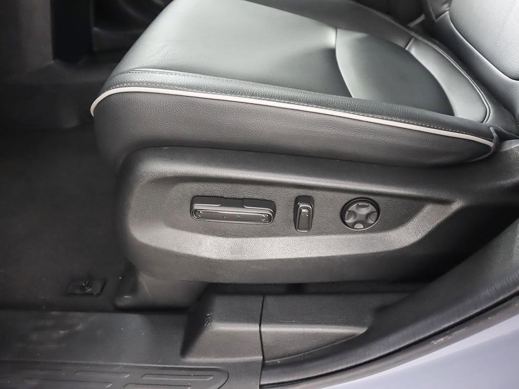 Used 2025 Honda Odyssey Touring image 31