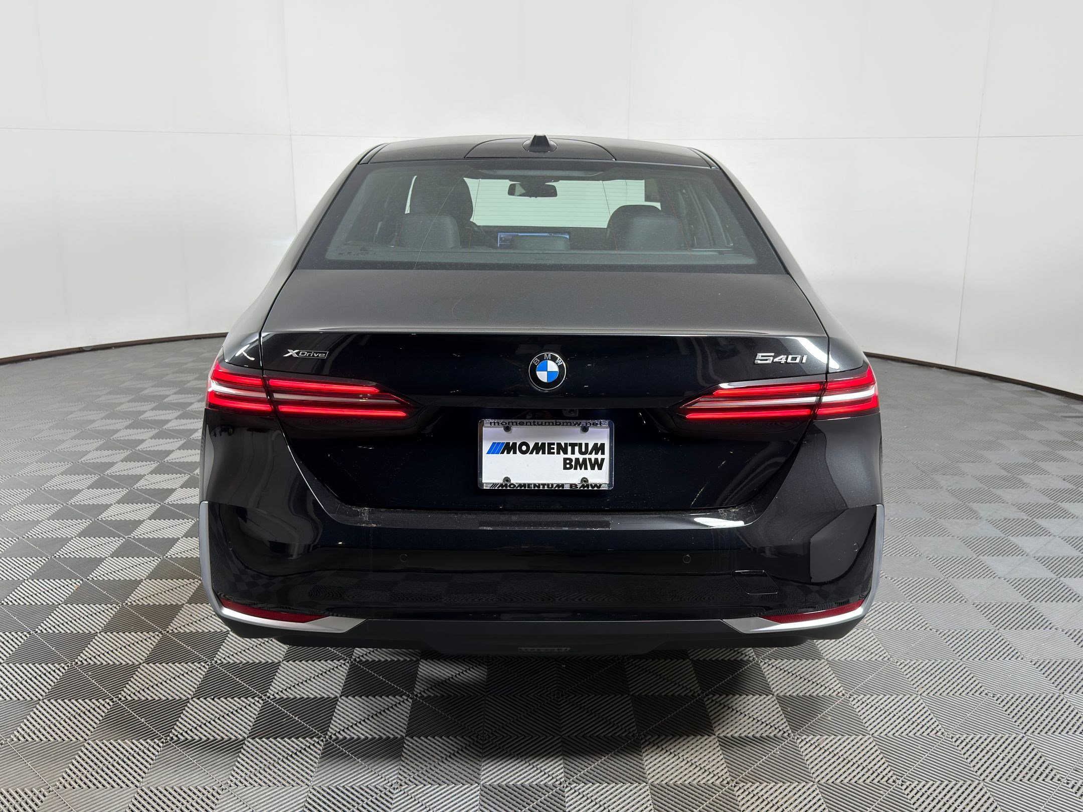 New 2026 BMW 540i xDrive w/ Executive Package image 8