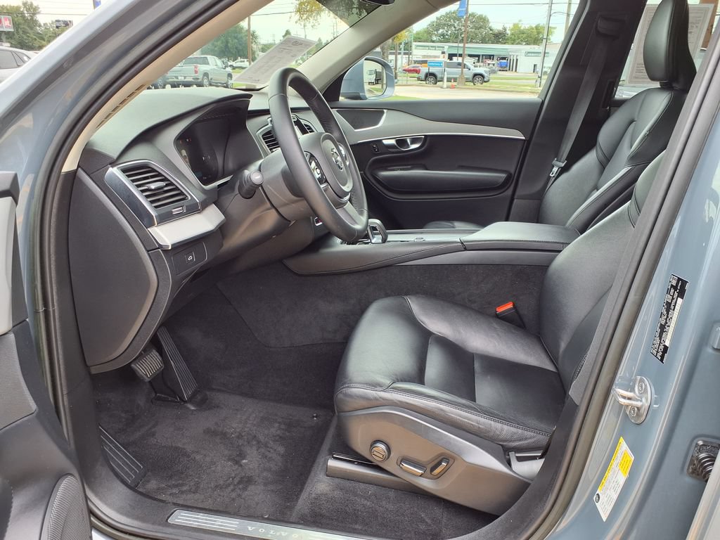 Used 2023 Volvo XC90 B5 Core w/ Protection Package Premier AWD/4WD image 21
