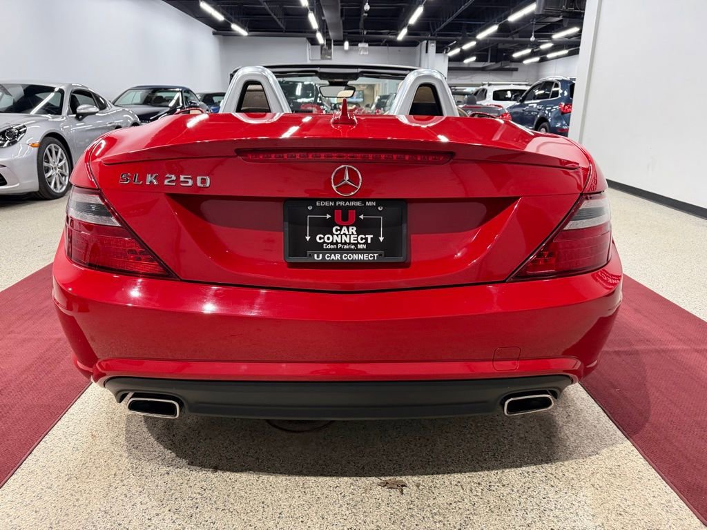 Used 2012 Mercedes-Benz SLK 250 image 16