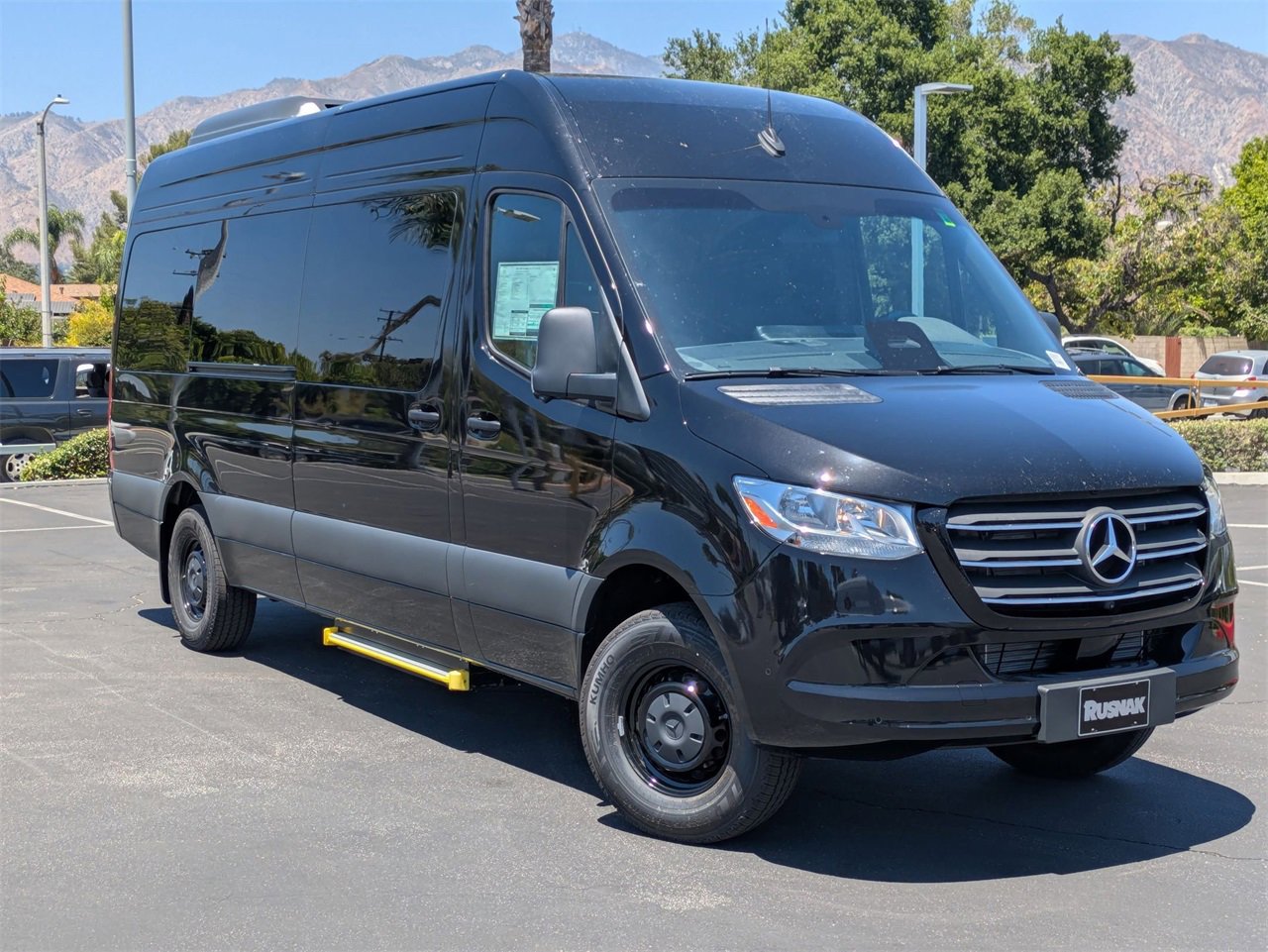 New 2025 Mercedes-Benz Sprinter 2500