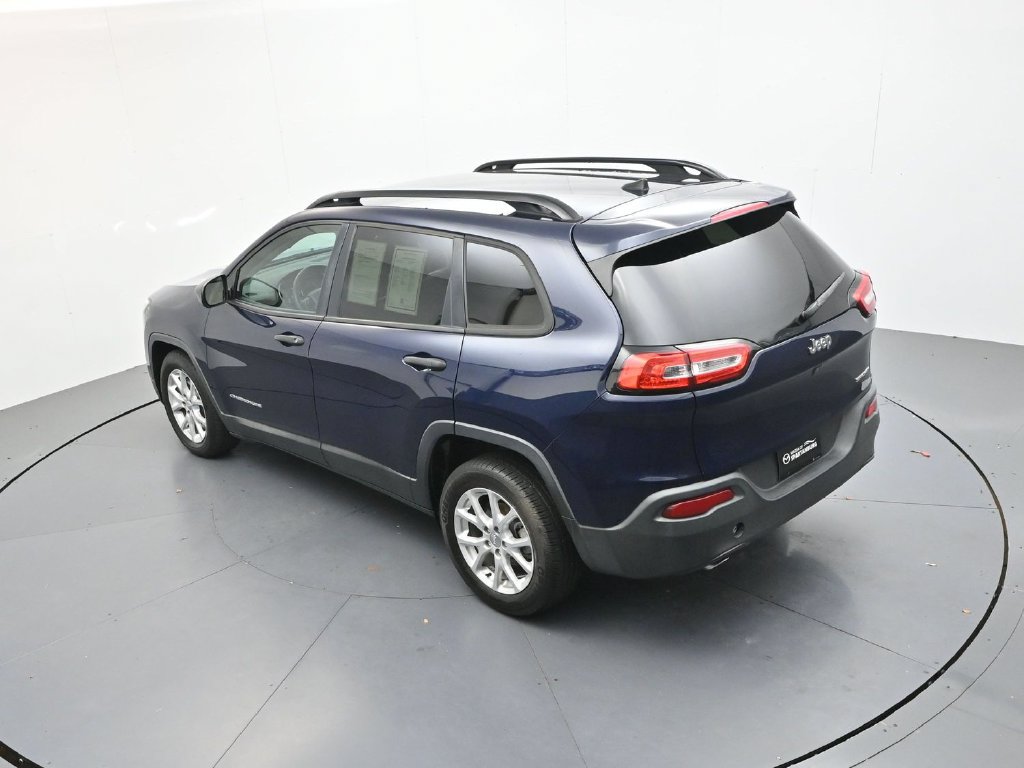 Used 2016 Jeep Cherokee Sport FWD image 20