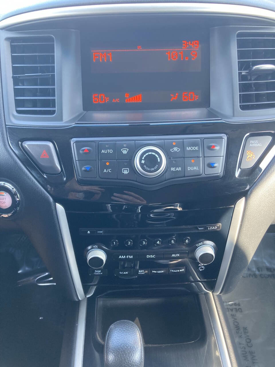 Used 2014 Nissan Pathfinder S image 13