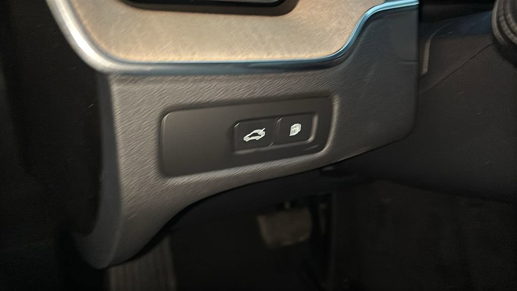 New 2026 Volvo XC60 T8 Plus w/ Climate Package image 13