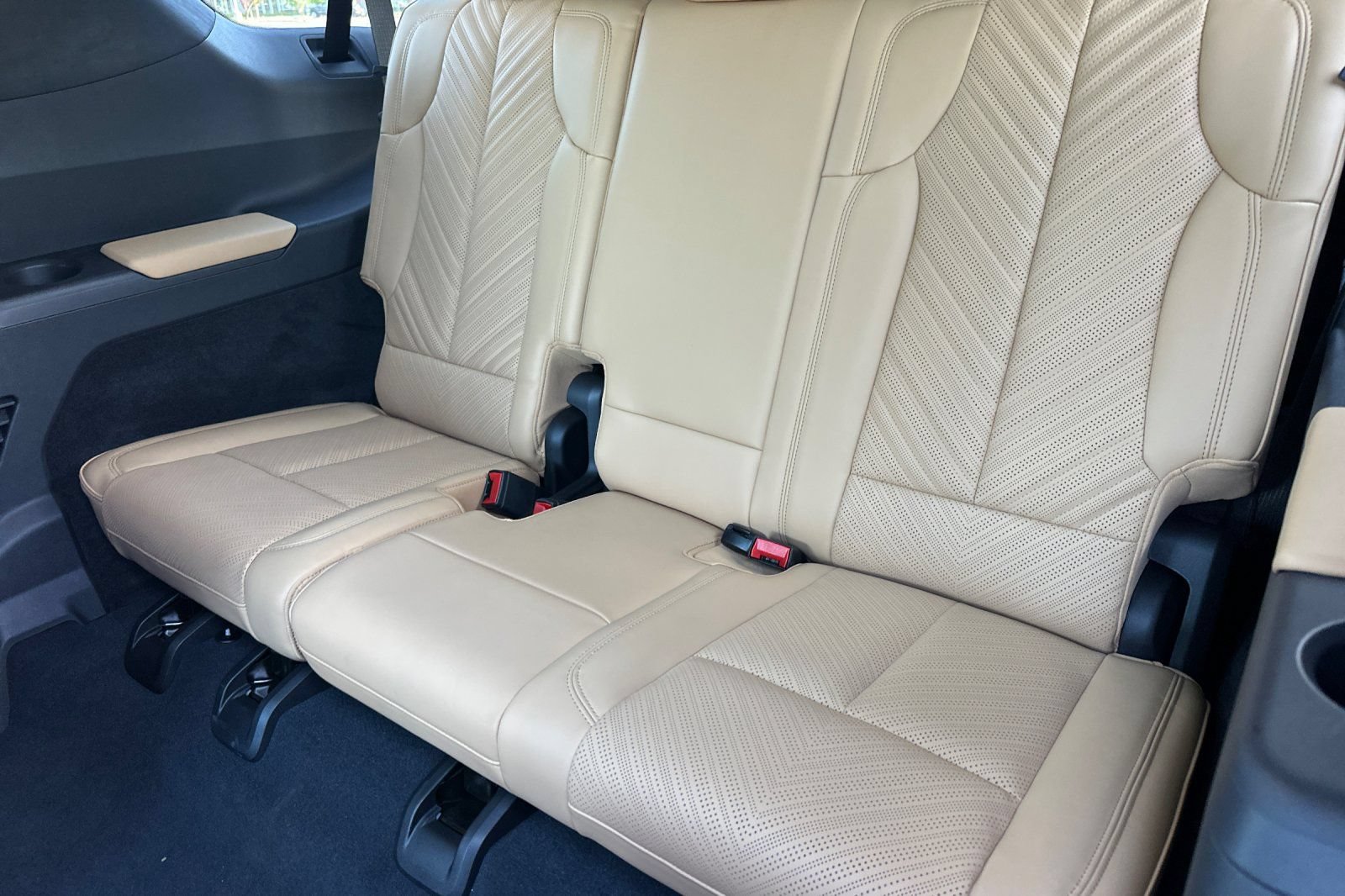 Certified 2026 Cadillac Escalade IQL Sport 2 AWD/4WD image 18