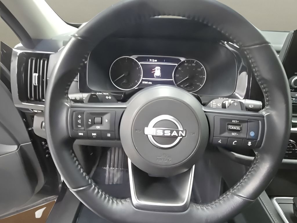 Used 2025 Nissan Pathfinder SV AWD/4WD image 24