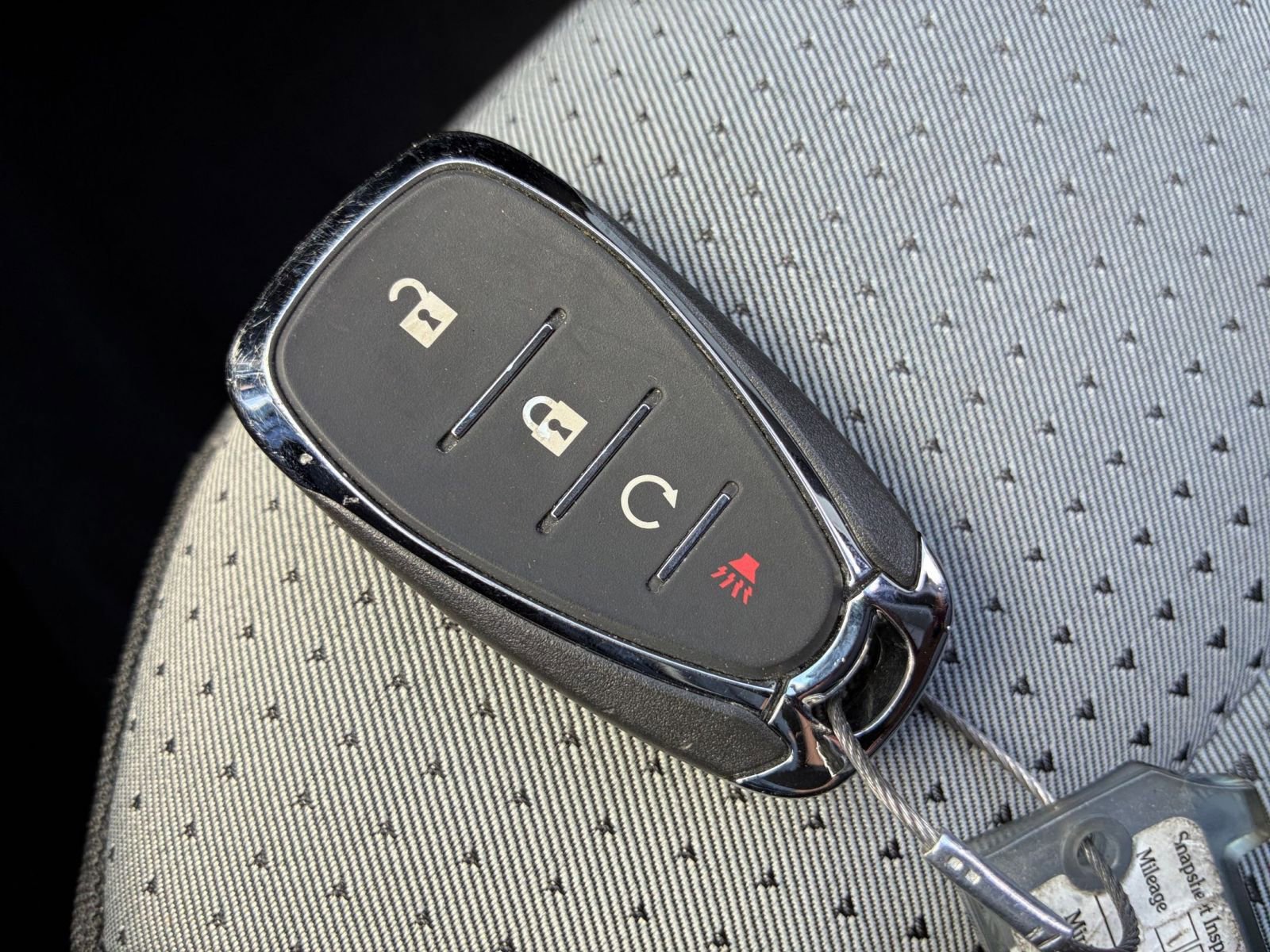 Used 2025 Chevrolet Trax LT image 23