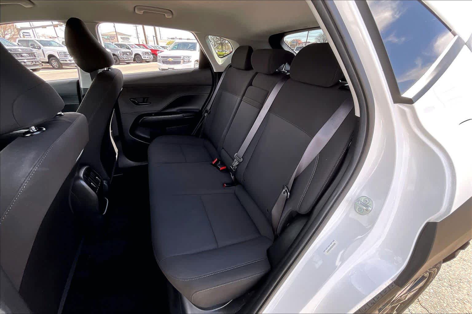 Used 2025 Hyundai Kona SEL FWD image 20