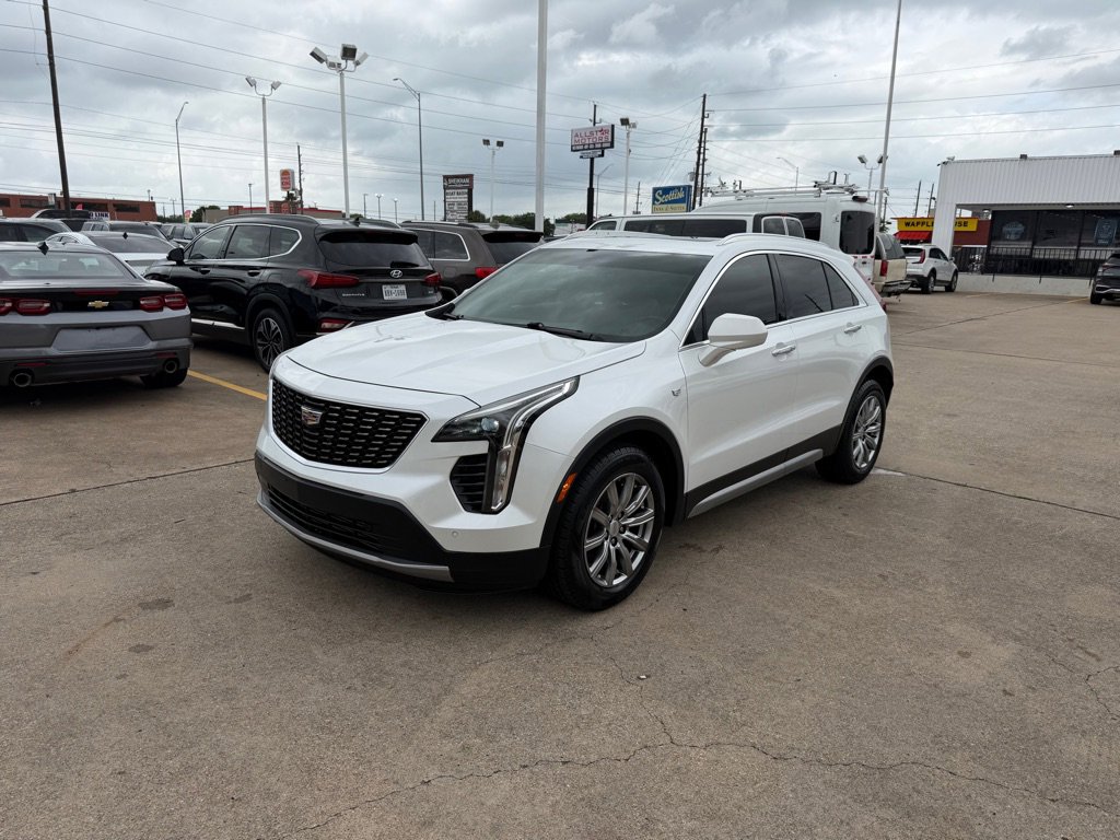 Used 2019 Cadillac XT4 Premium Luxury AWD/4WD image 1