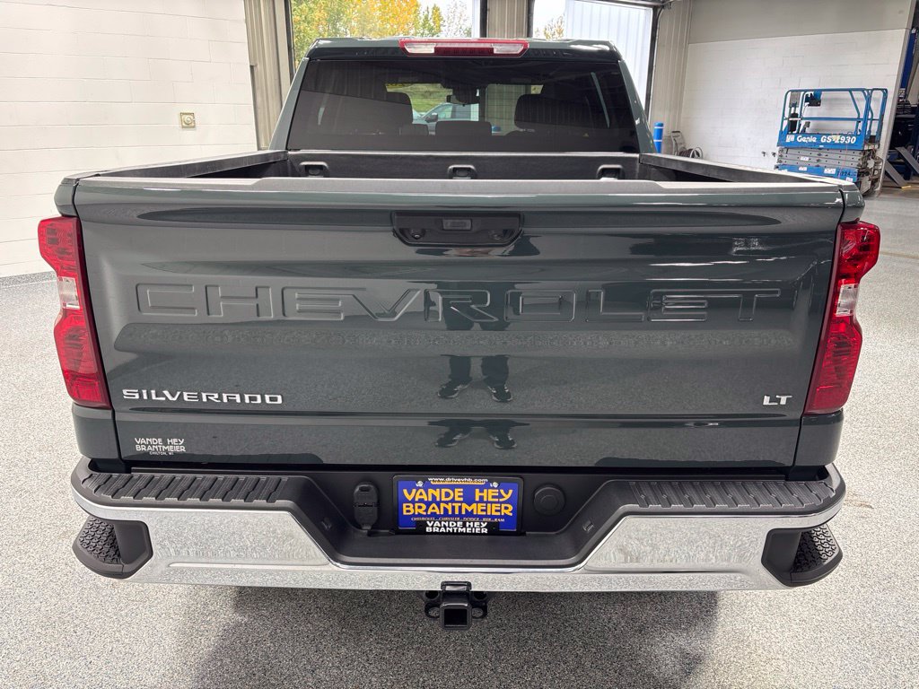 Used 2025 Chevrolet Silverado 1500 LT AWD/4WD image 6