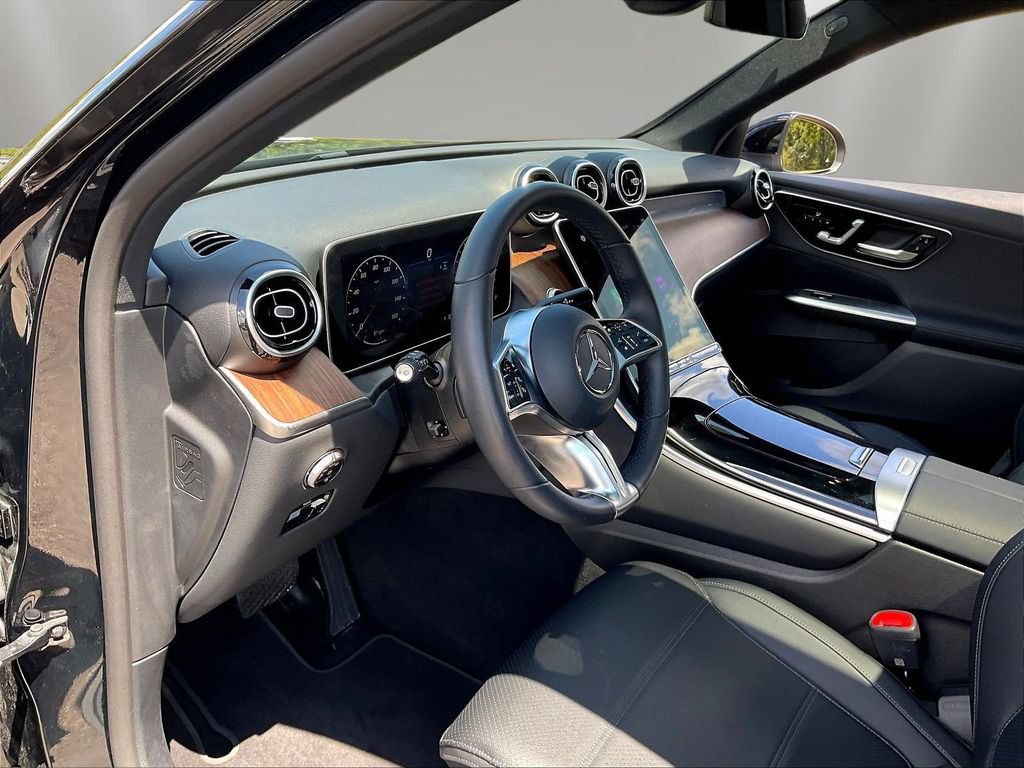 Used 2026 Mercedes-Benz GLC 300 4MATIC image 19