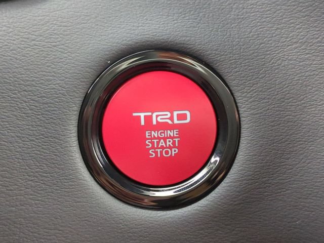 New 2026 Toyota Tundra Platinum AWD/4WD image 17
