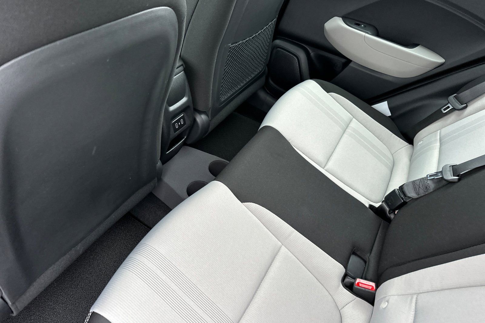 New 2025 Hyundai Venue SEL image 11