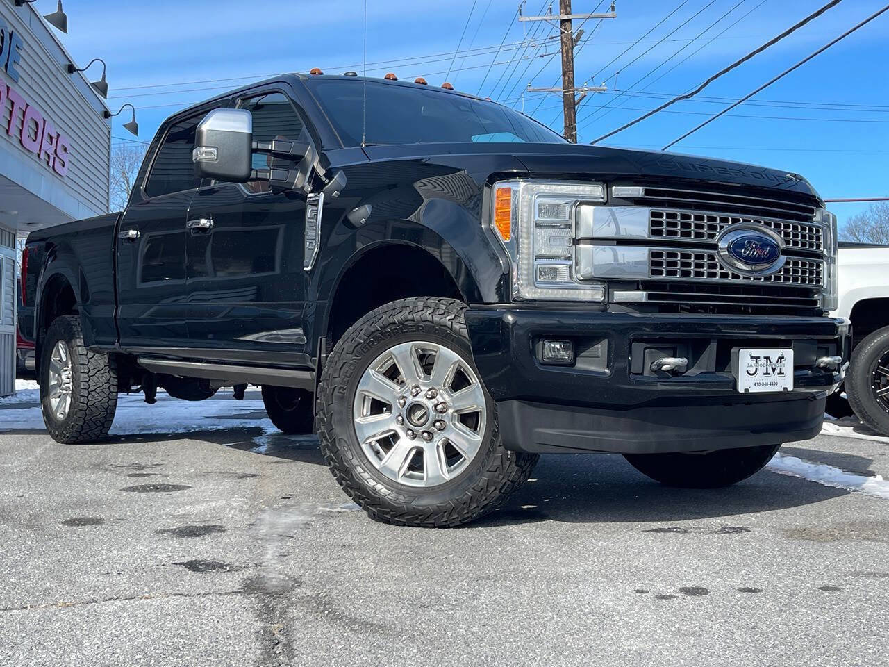 Used 2018 Ford F350 Platinum AWD/4WD image 2