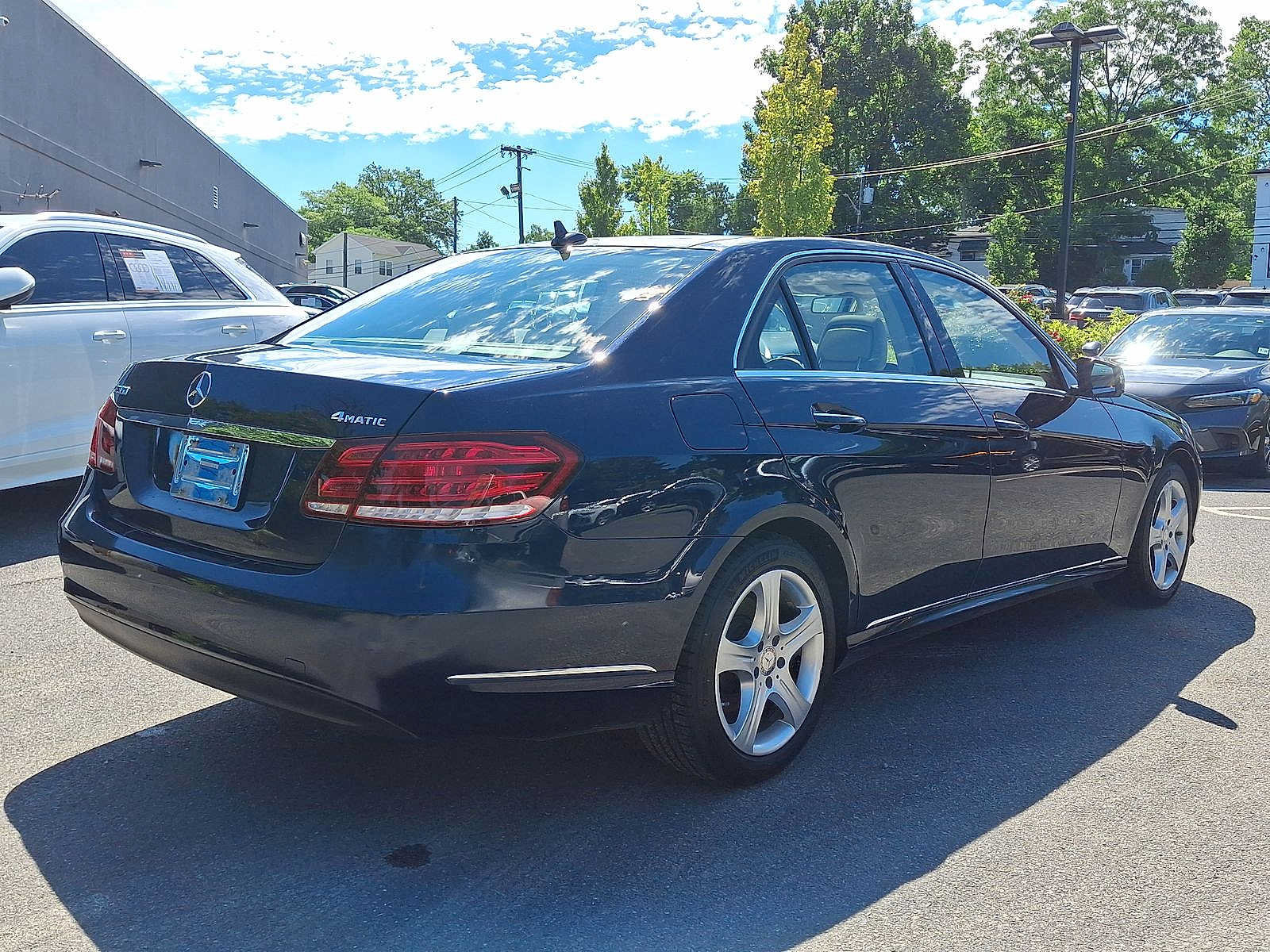 Used 2015 Mercedes-Benz E 350 4MATIC Sedan image 30