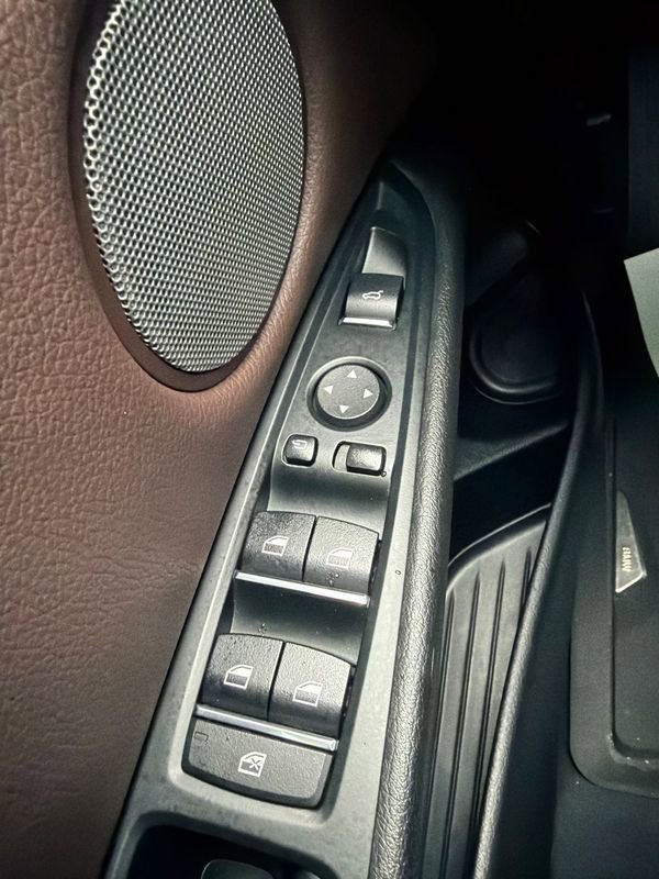 Used 2018 BMW X5 xDrive35i AWD/4WD image 25