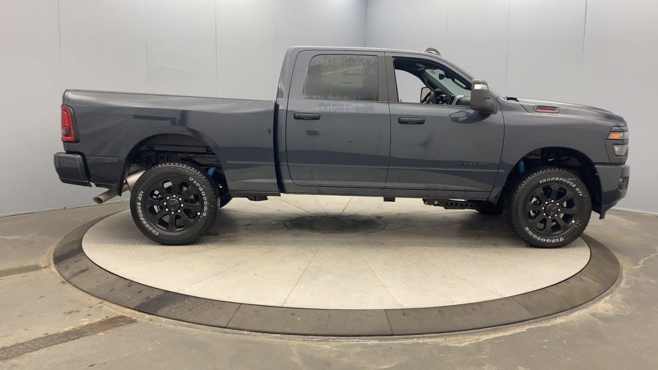 New 2026 RAM 2500 Big Horn AWD/4WD image 6