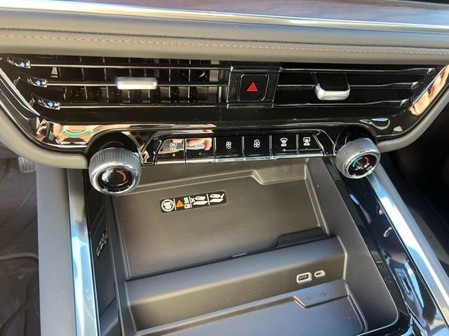 New 2026 Chevrolet Suburban High Country w/ Sun And Tow Package image 11