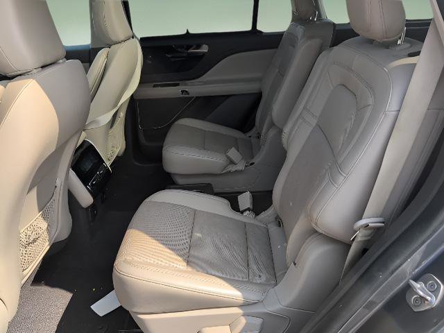 Used 2021 Lincoln Aviator Reserve w/ Equipment Group 201A AWD/4WD image 17