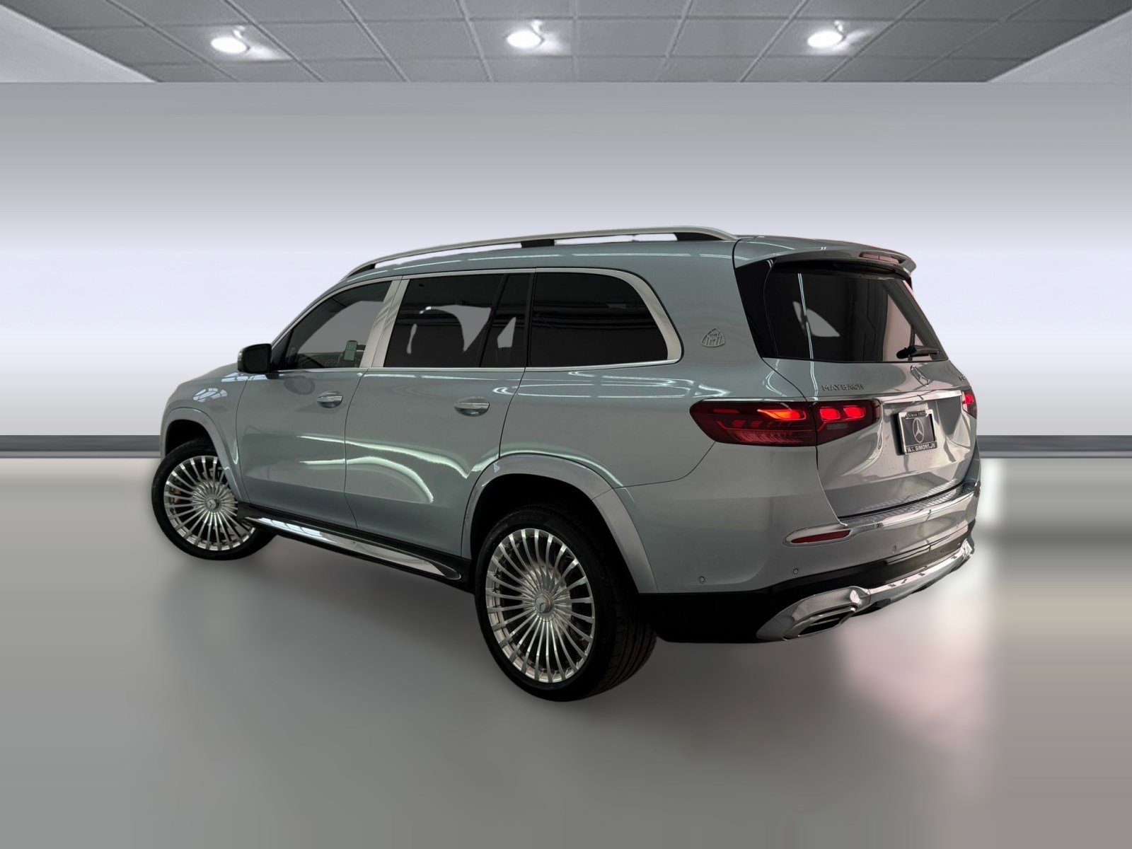 Certified 2025 Mercedes-Benz Maybach GLS 600 4MATIC image 3