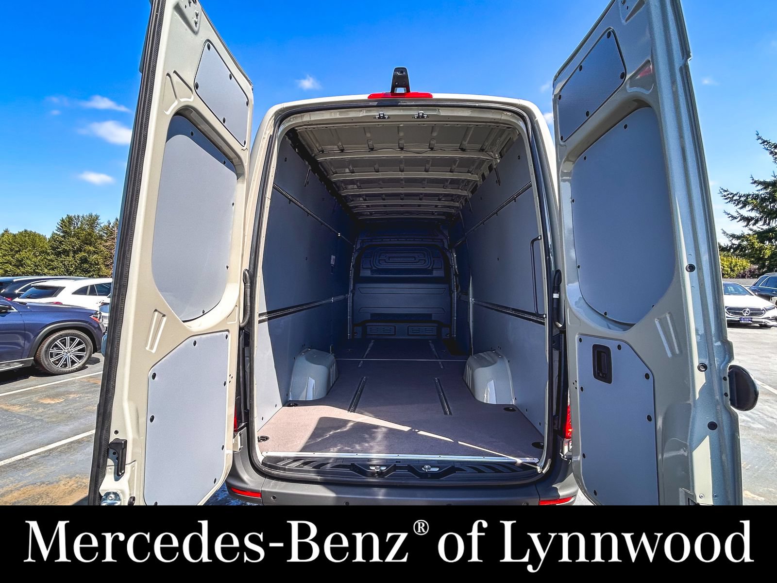 New 2026 Mercedes-Benz Sprinter 3500 image 10