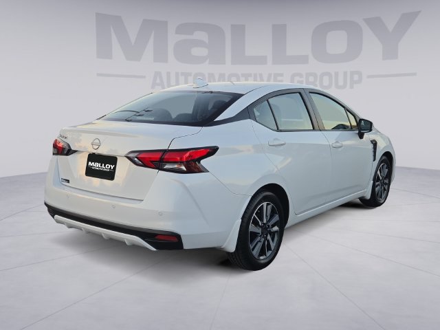 Used 2025 Nissan Versa SV w/ Trunk Package FWD image 5