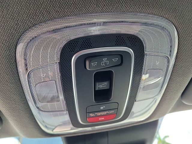 Certified 2025 Hyundai Elantra SEL image 30