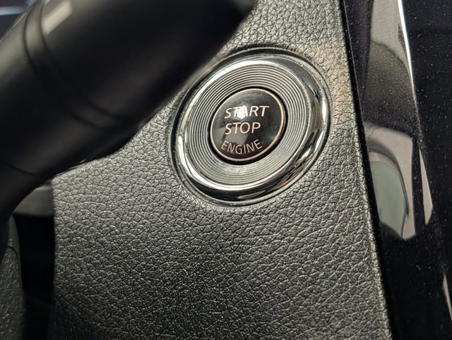 Used 2017 Nissan Rogue SL w/ SL Premium Package image 23