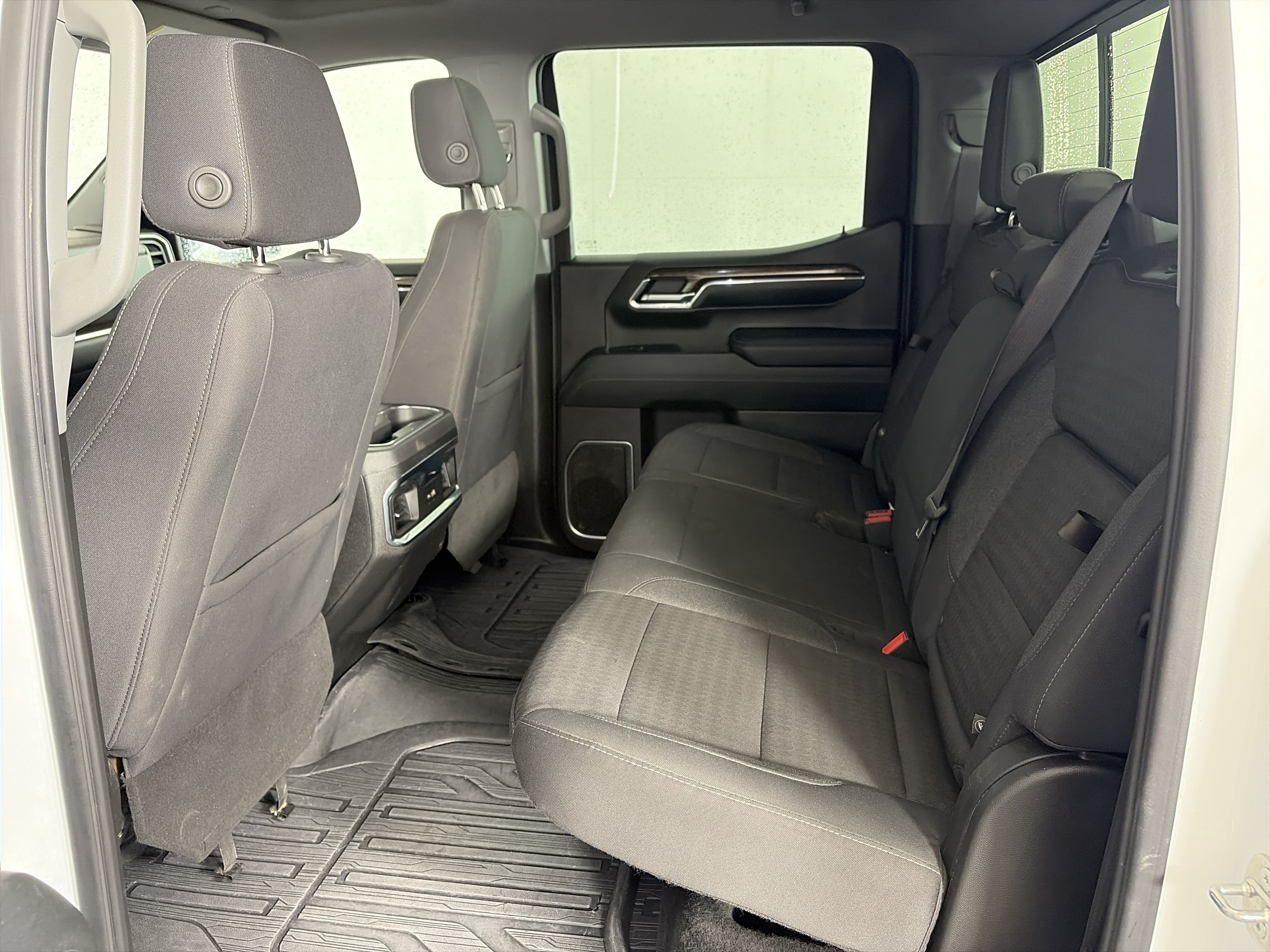 Certified 2024 GMC Sierra 1500 Elevation w/ Preferred Package AWD/4WD image 7