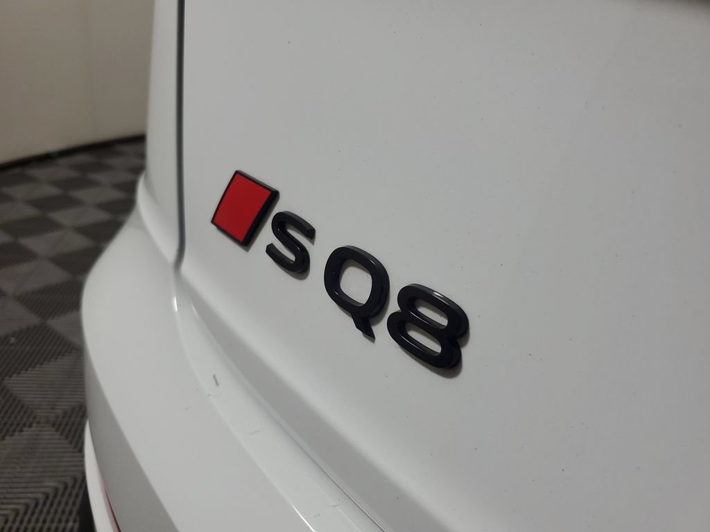 Used 2025 Audi SQ8 Prestige w/ Prestige Package AWD/4WD image 7