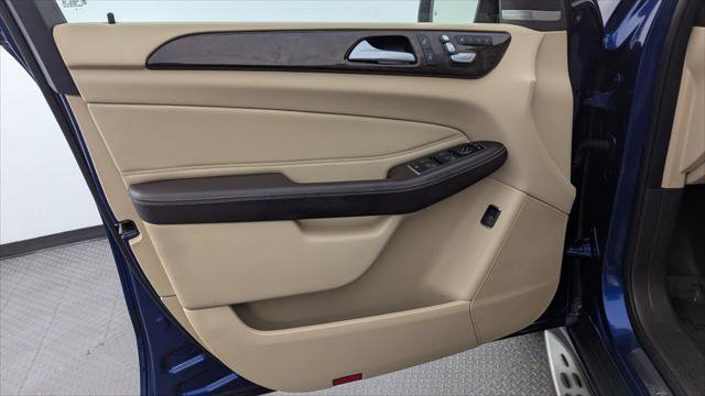 Used 2018 Mercedes-Benz GLE 350 w/ Premium 1 Package image 11