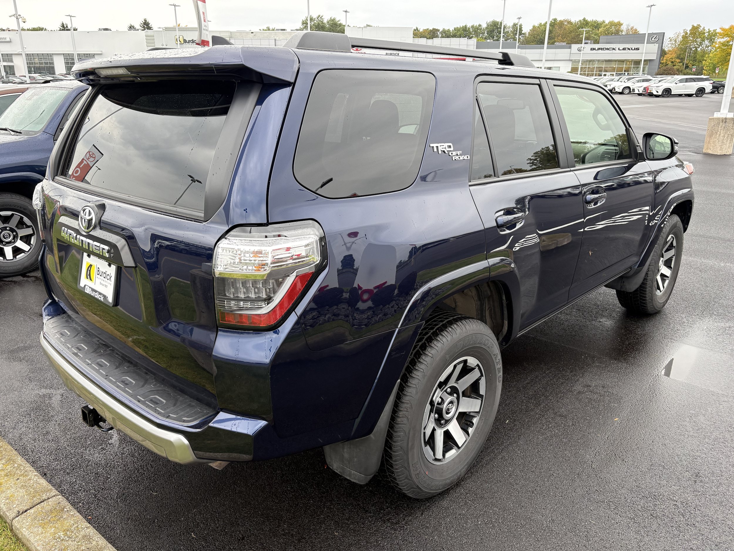 Certified 2023 Toyota 4Runner TRD Off-Road Premium w/ Moonroof Package AWD/4WD image 5