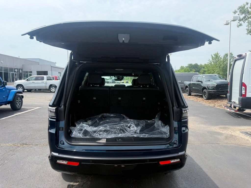 New 2026 Jeep Grand Wagoneer 4WD w/ Quick Order Packge 29V Upland image 49