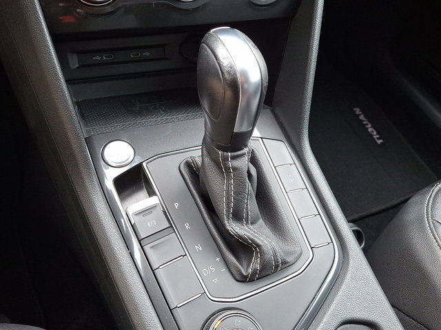 Used 2021 Volkswagen Tiguan SEL image 14