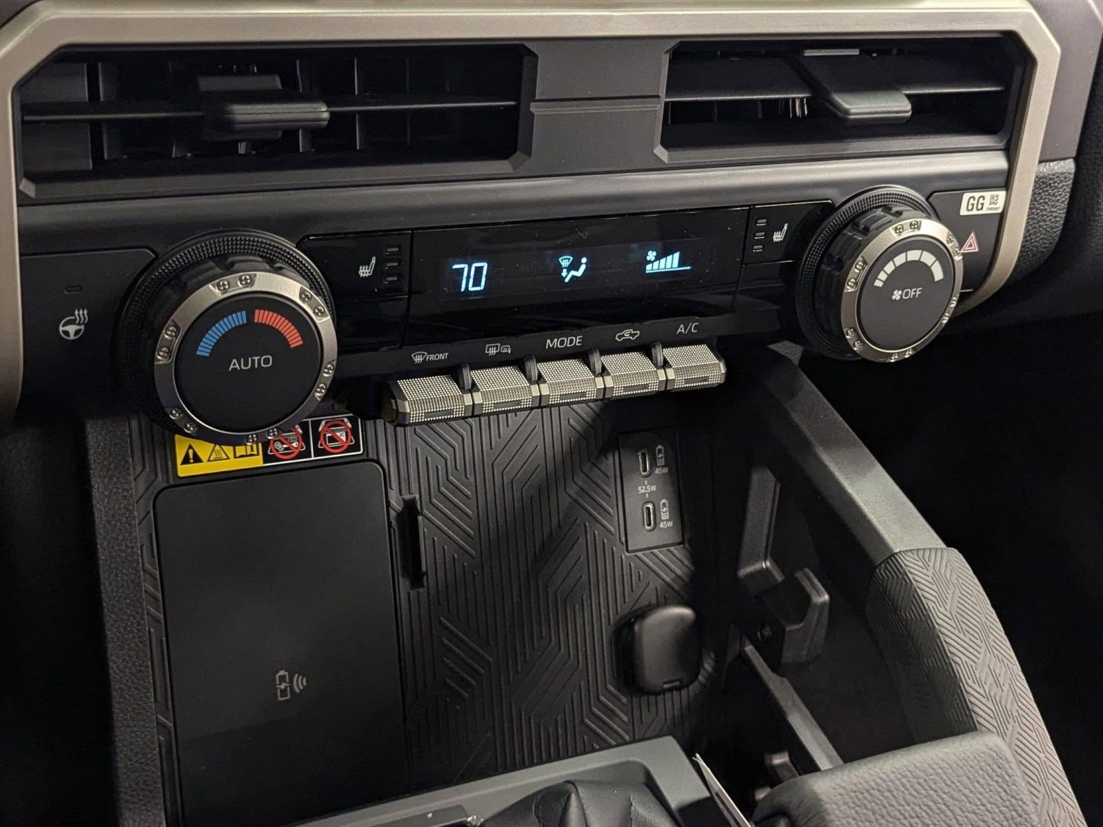 New 2025 Toyota Tacoma SR image 24