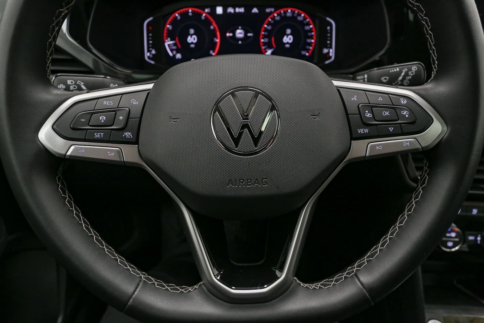 Certified 2024 Volkswagen Taos SEL image 38