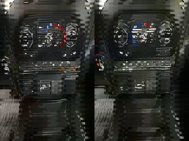 Used 2021 Chevrolet Silverado 1500 RST w/ All Star Edition Plus image 17