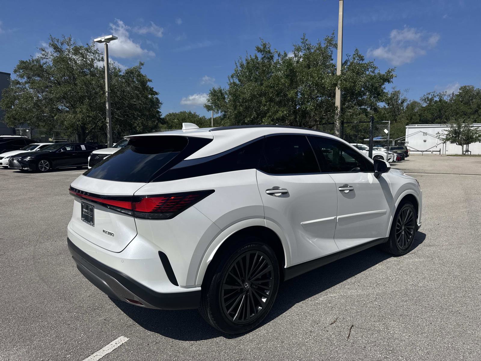 Used 2024 Lexus RX 350 Premium w/ Convenience Package FWD image 3