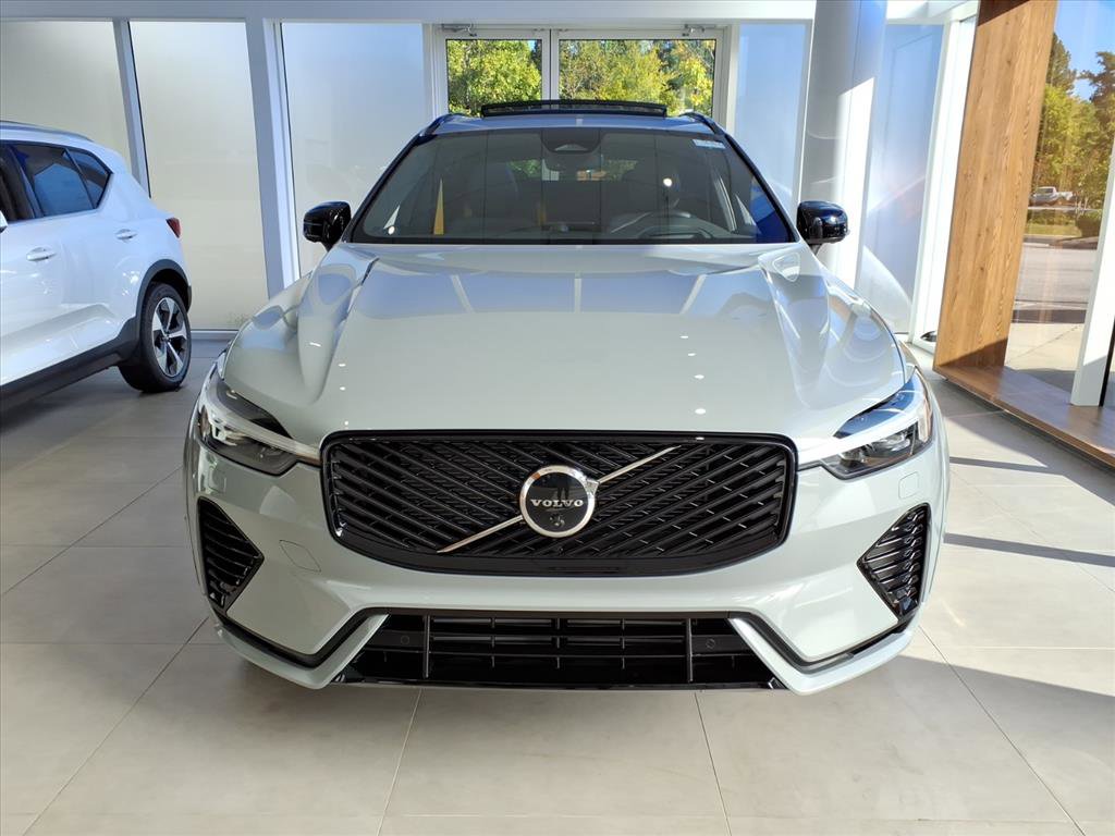 New 2026 Volvo XC60 T8 Polestar w/ Protection Package Premier image 2