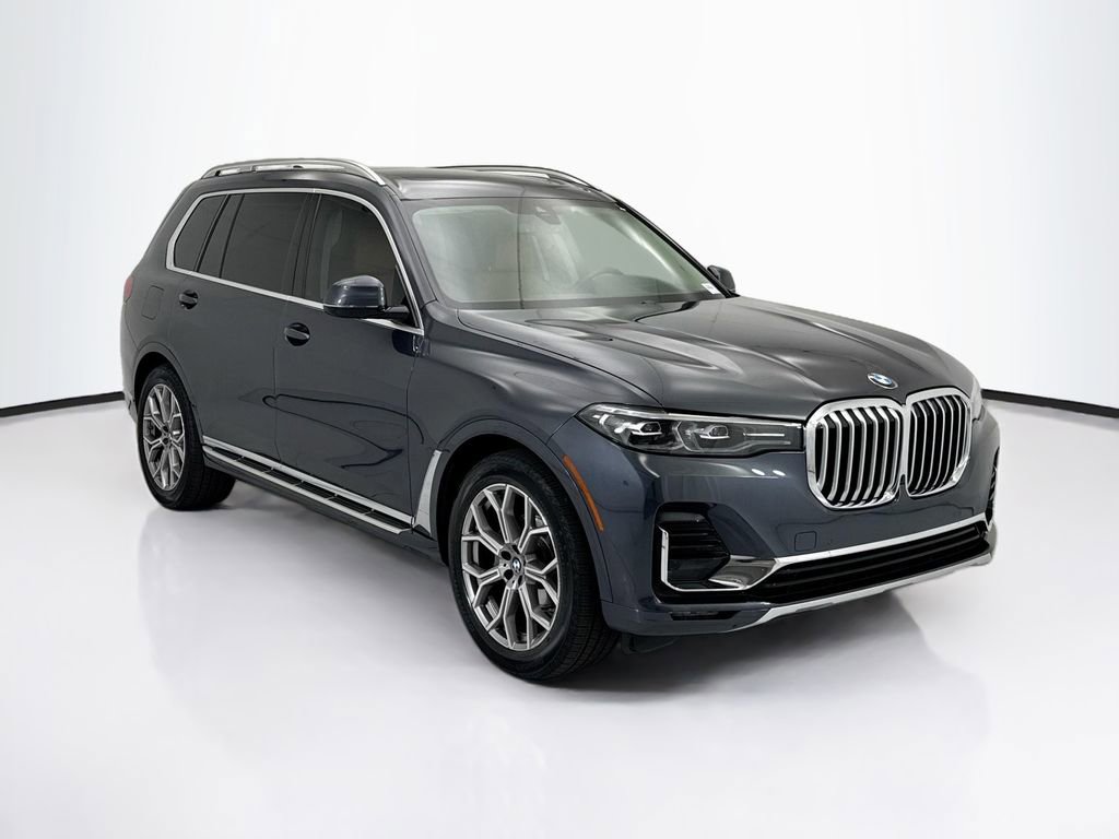 Used 2021 BMW X7 xDrive40i w/ Premium Package 2 AWD/4WD image 3