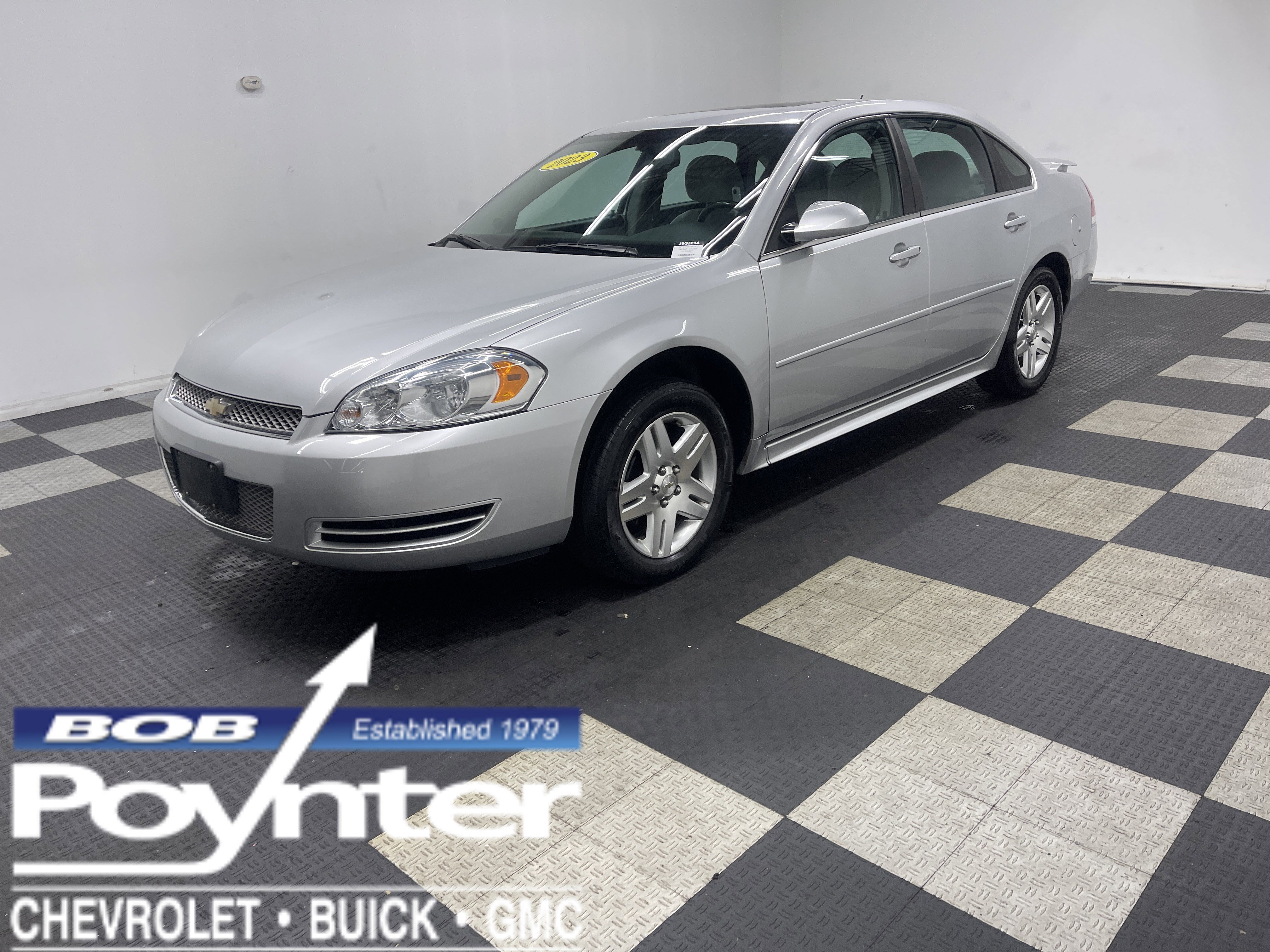 Used 2013 Chevrolet Impala LT w/ LT Sunroof Package FWD image 1