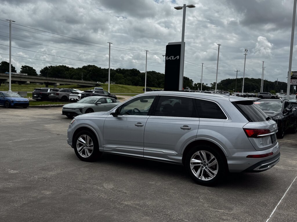 Used 2022 Audi Q7 3.0T Premium Plus AWD/4WD image 28