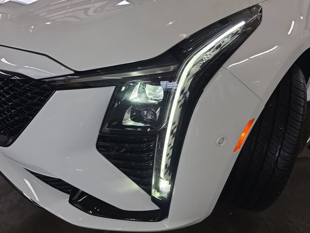 New 2026 Cadillac CT5 V w/ Technology Package AWD/4WD image 32