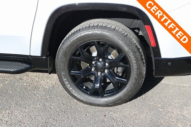 Used 2024 Jeep Wagoneer L Series II w/ Convenience Group I image 8